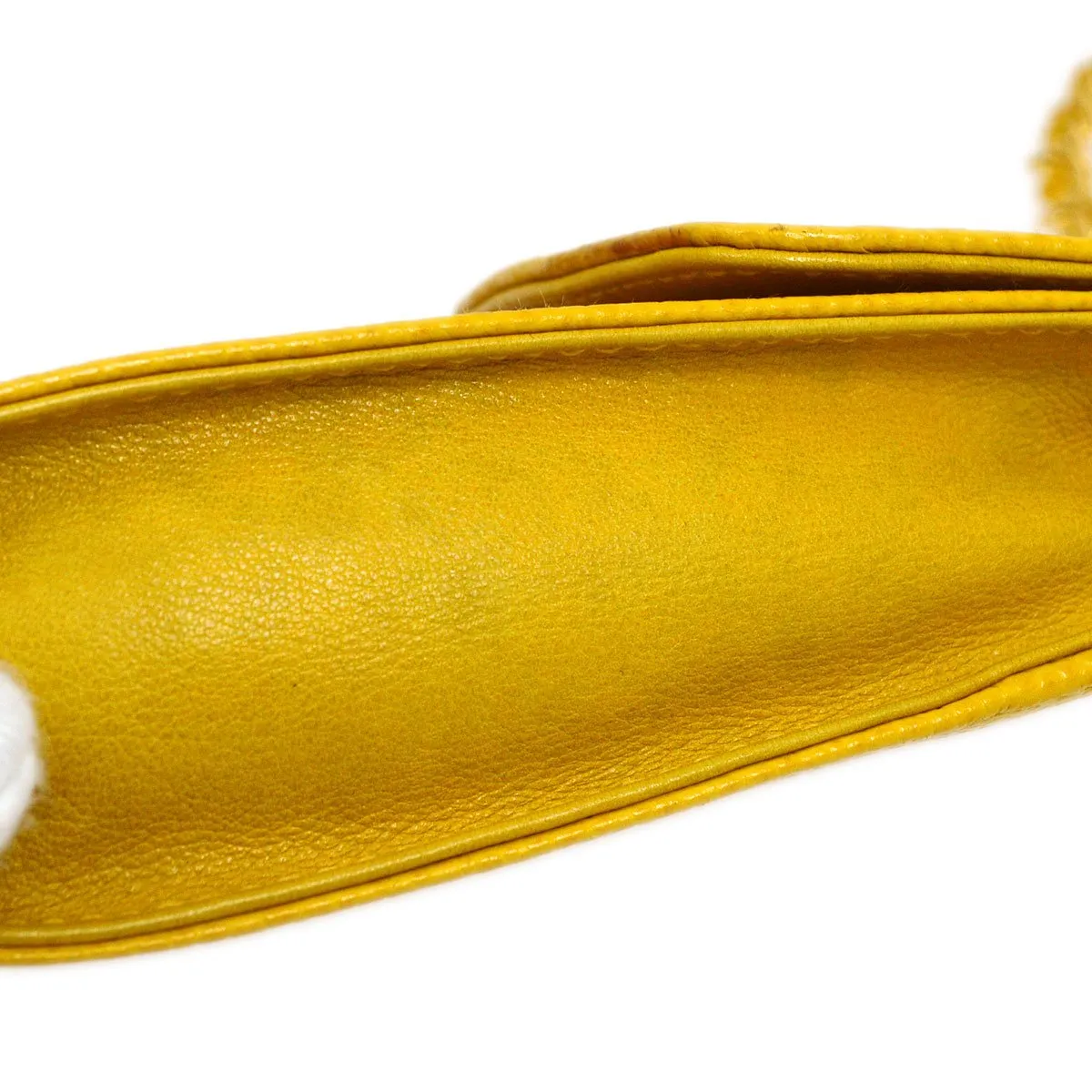 CHANEL 1996-1997 Timeless Key Case Yellow Caviar 04376