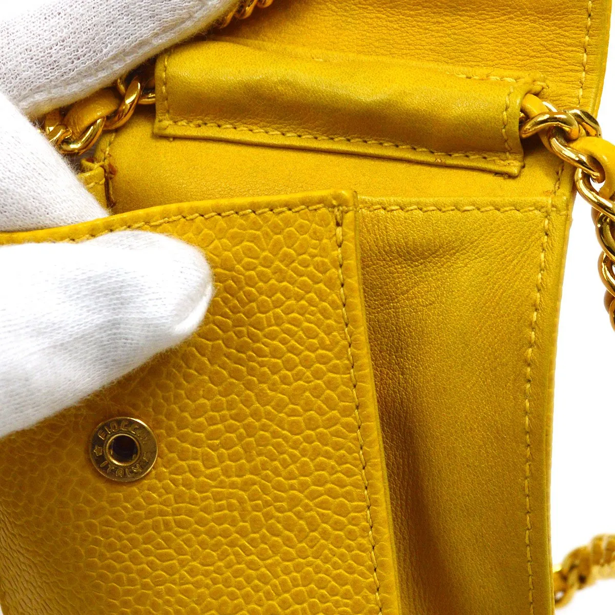 CHANEL 1996-1997 Timeless Key Case Yellow Caviar 04376