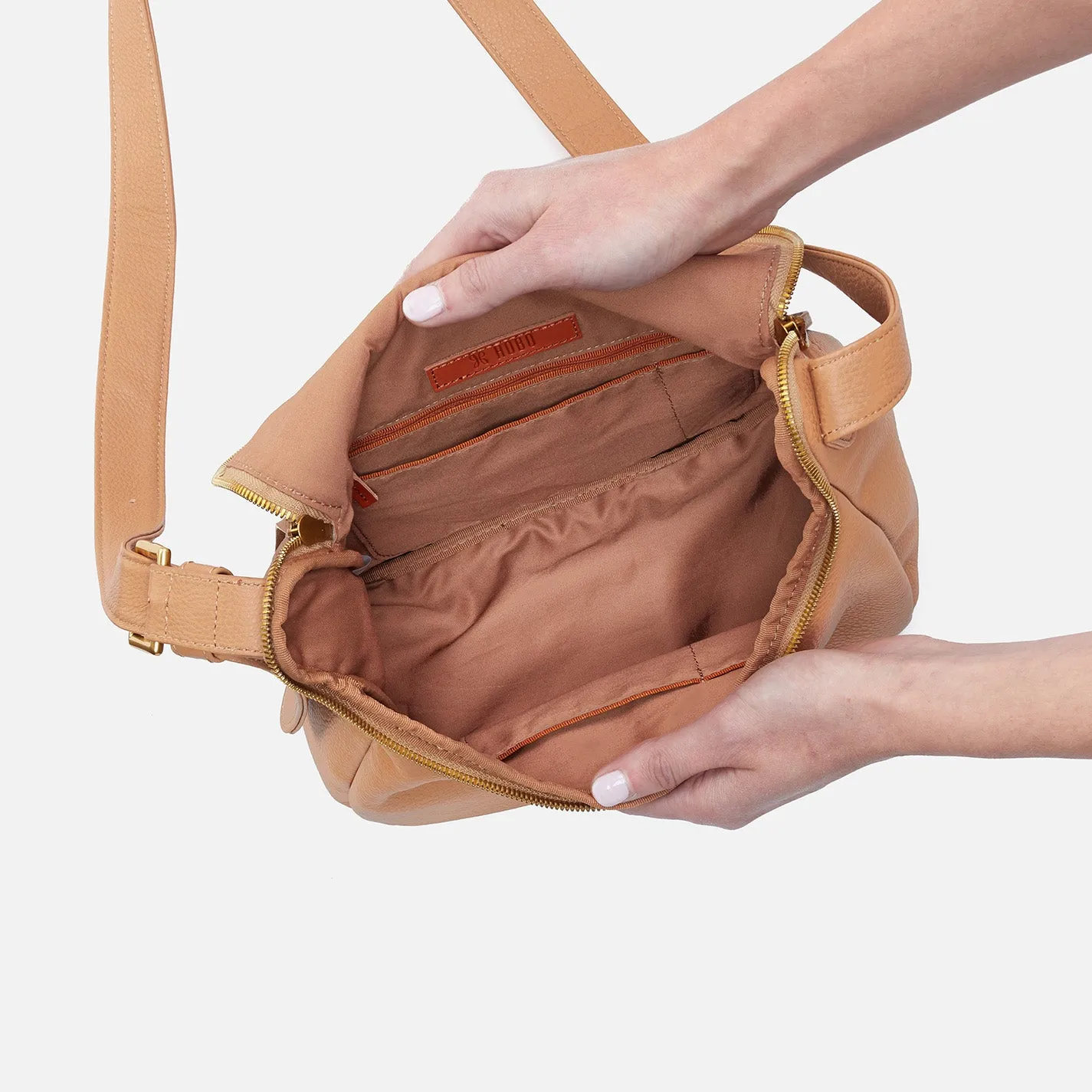 Fern North-South Crossbody in Pebbled Leather - Sandstorm