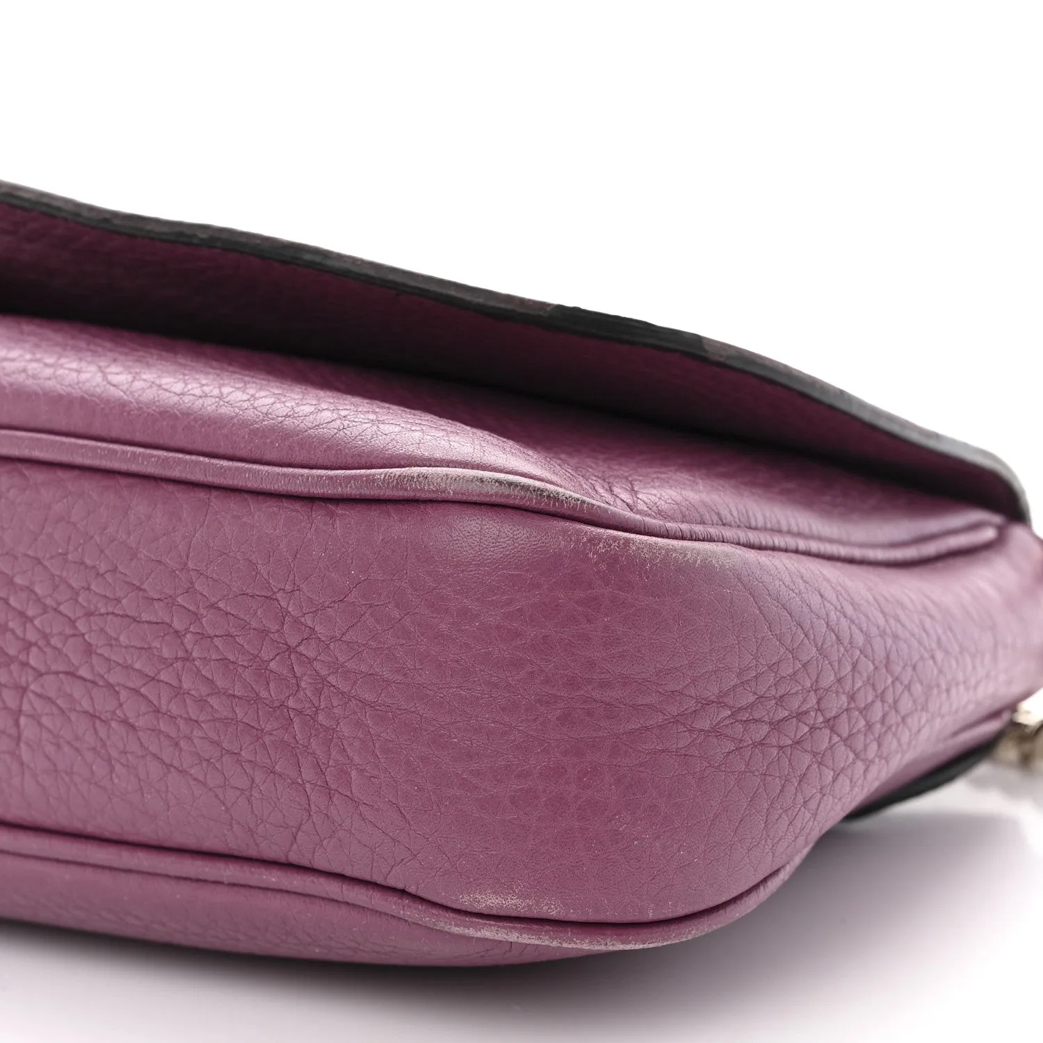 Gucci Pebbled Calfskin Medium Soho Flap