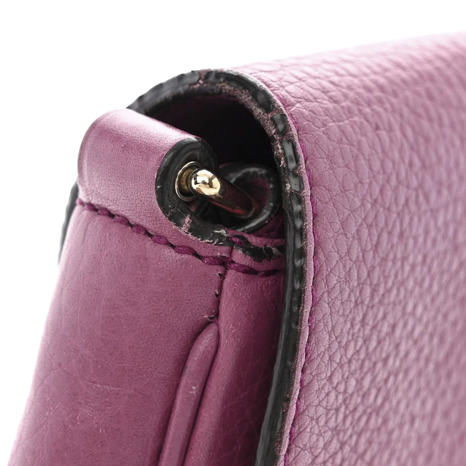 Gucci Pebbled Calfskin Medium Soho Flap