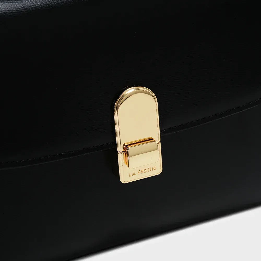 Synthetic Leather Golden Buckle Shoulder Versatile Totes Bag