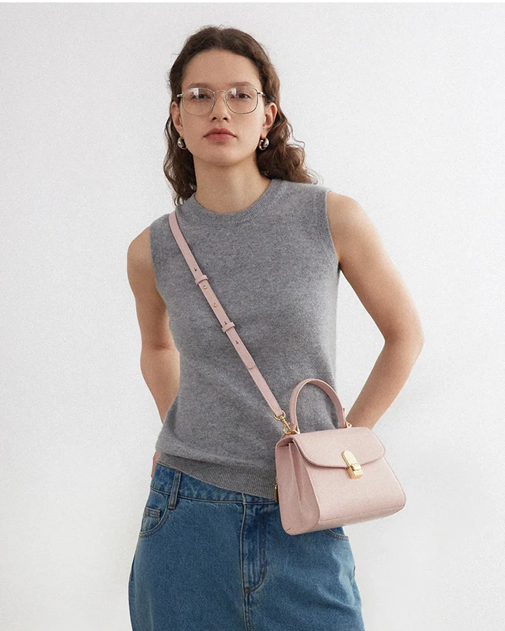 Synthetic Leather Golden Buckle Shoulder Versatile Totes Bag